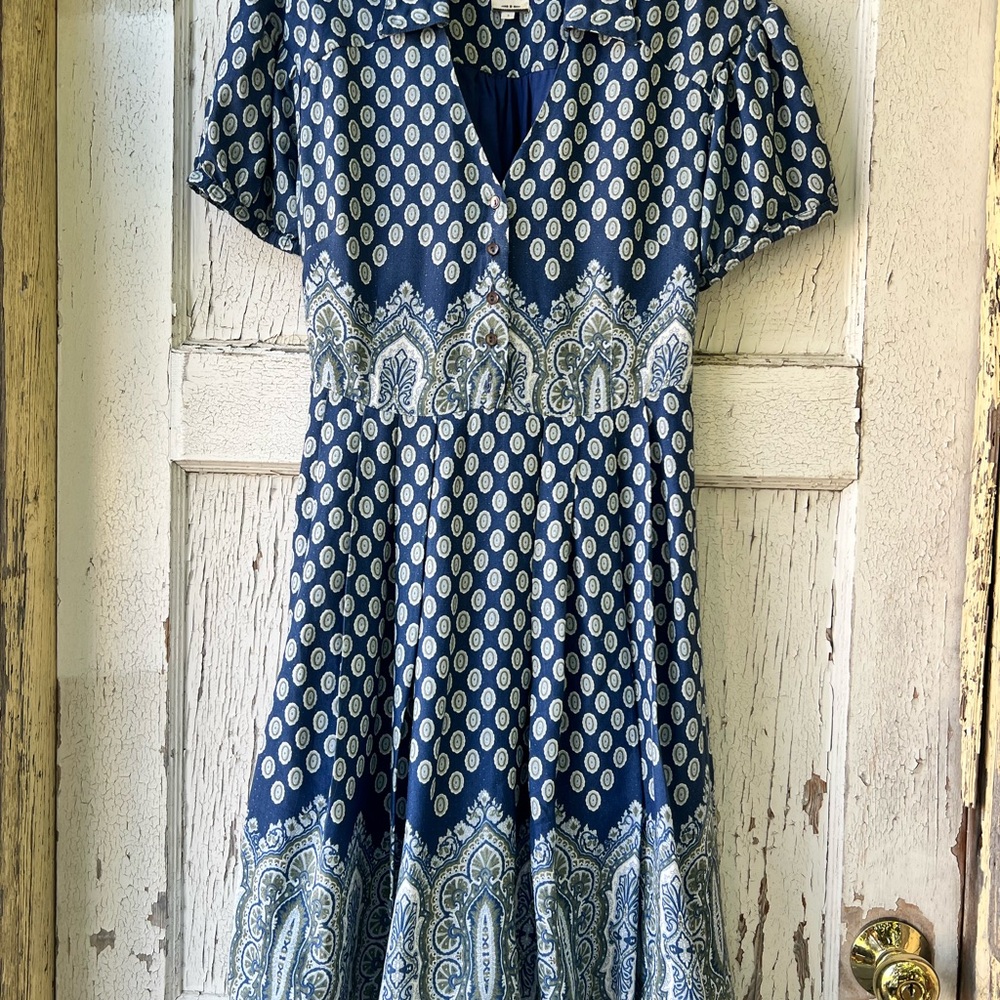 Noa Noa Elegant Blue and White Paisley Dress
